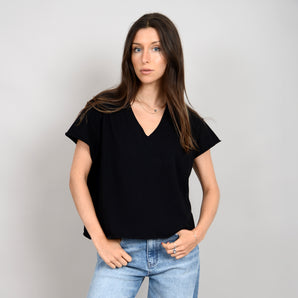 RD Style - Tara Short Sleeve V Neck Tee